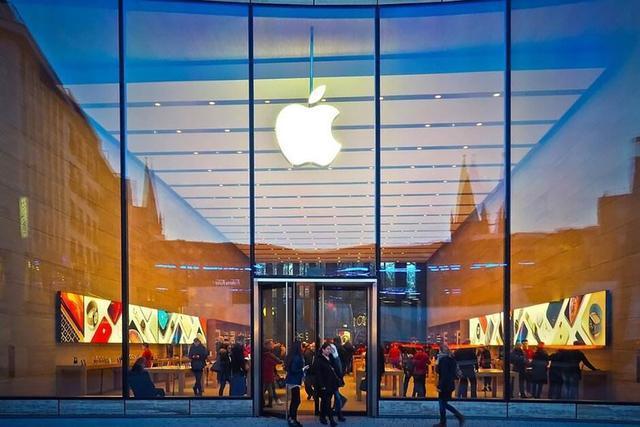 0月中国手机市场：国产品牌集体落败，iPhone13助苹果份额暴增"
