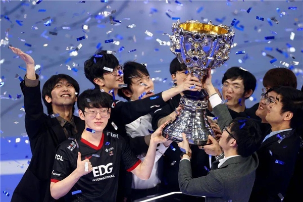 021全能战神，找不到短板的游戏智屏C9Pro你爱了吗！"