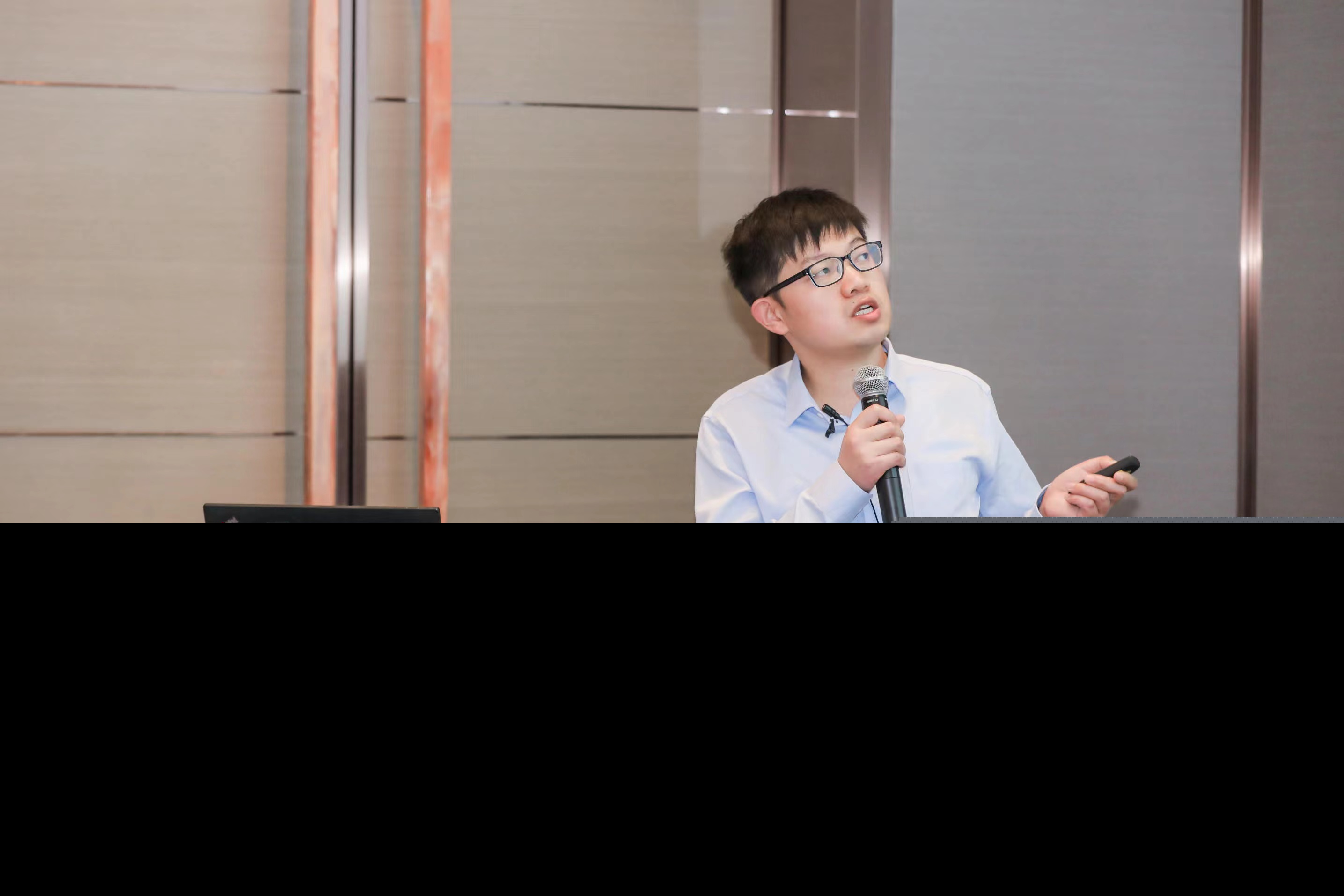 竹间智能认知RPA亮剑ISIG大会，智推企业业务增长