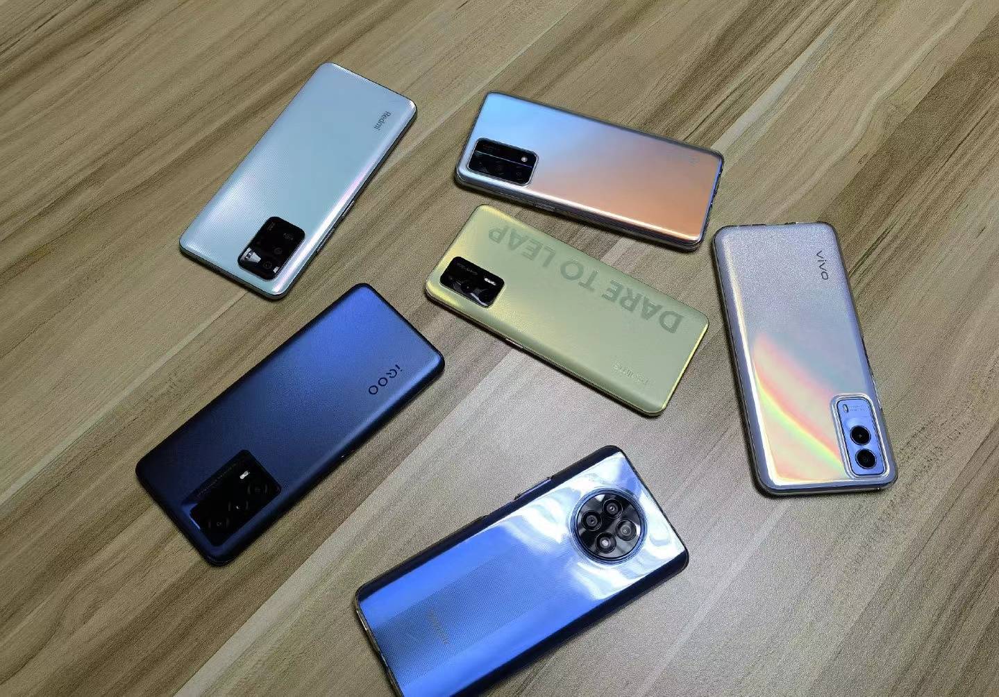 续航、快充已成常规升级，手机厂商追加影像才是出路？
